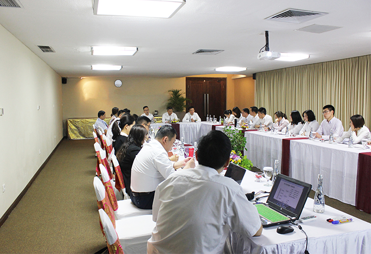 公司5月份述職會(huì)議在印尼巴厘島順利召開(kāi) 公司5月份述職會(huì)議在印尼巴厘島順利召開(kāi)
