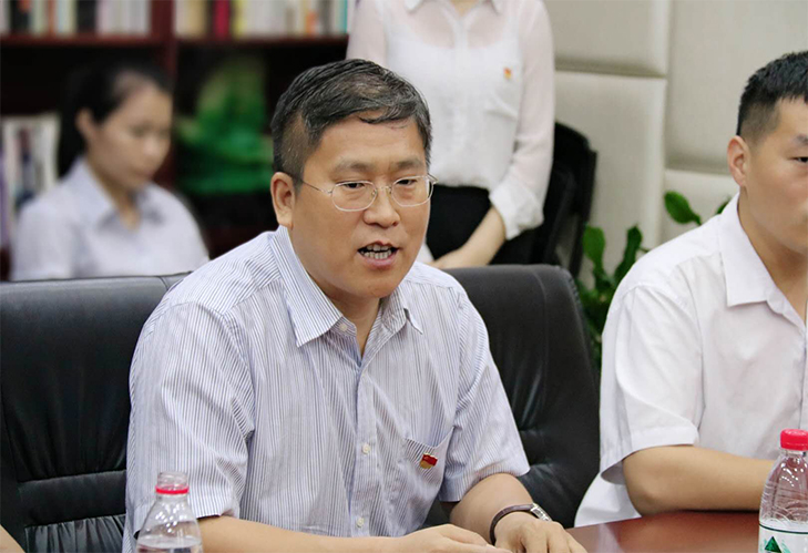 深圳市紫光照明技術(shù)股份有限公司黨支部揭牌儀式圓滿落幕 深圳市紫光照明技術(shù)股份有限公司黨支部揭牌儀式圓滿落幕